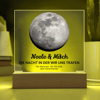 Acrylic Square with LED Base 13