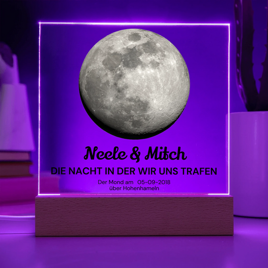 Acrylic Square with LED Base 8